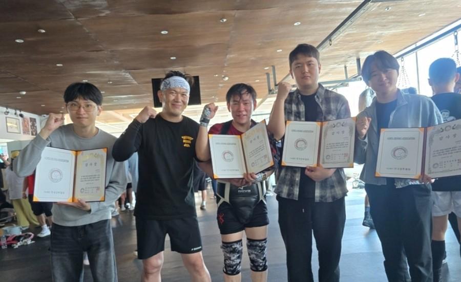 임베디드시스템공학과 재학생 캡스턴디자인 “복싱은 위험하다”는 편견에 도전… 실시간 충격 감지 헤드기어 개발로 ‘안전한 복싱’ 시대 연다 대표이미지